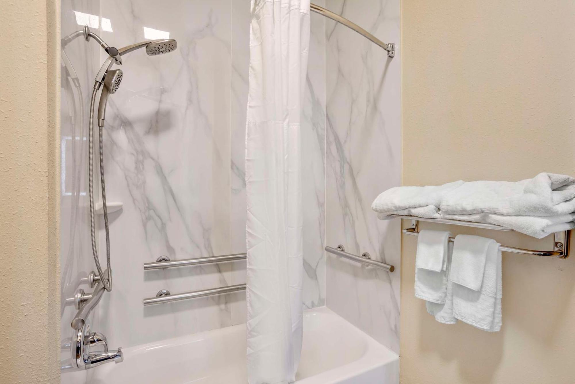 Hotel Western 3*